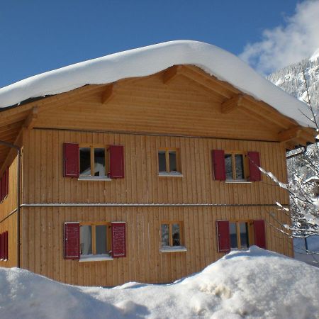 Gaestehaus Zum Baeren Apartment Wald am Arlberg Exterior photo