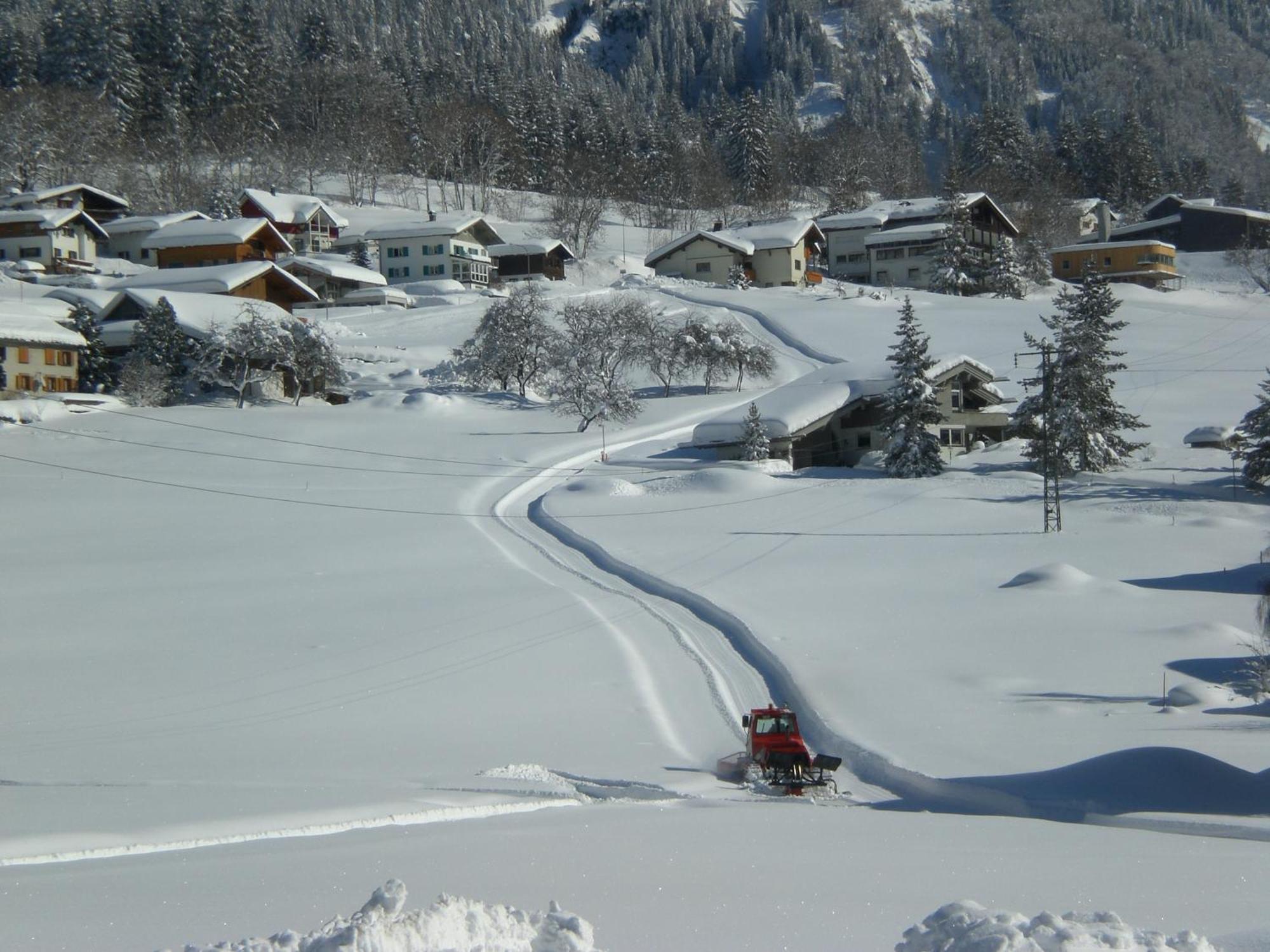 Gaestehaus Zum Baeren Apartment Wald am Arlberg Exterior photo